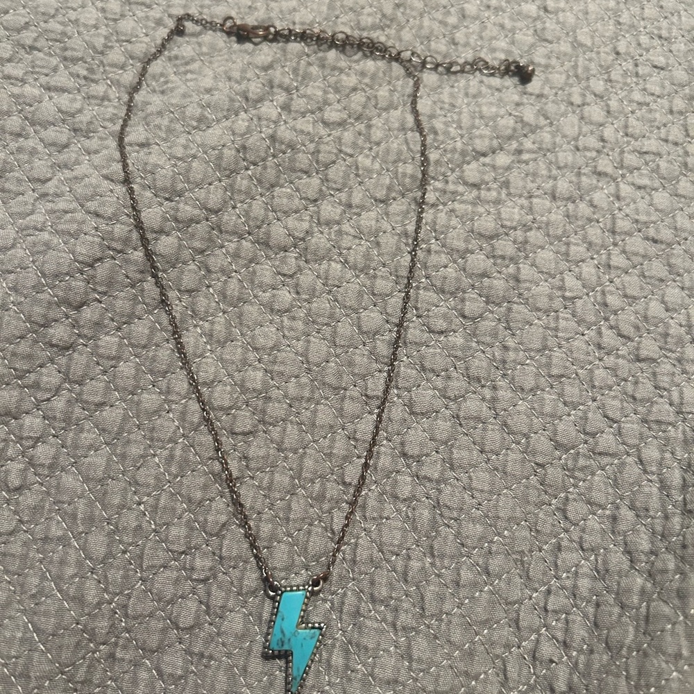 SHEIN Turquoise Lightning Bolt Necklace